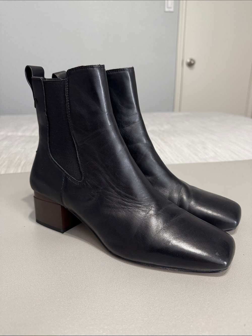Franco Sarto Black Waxton Chelsea Ankle boots Classic Square Toe US 9